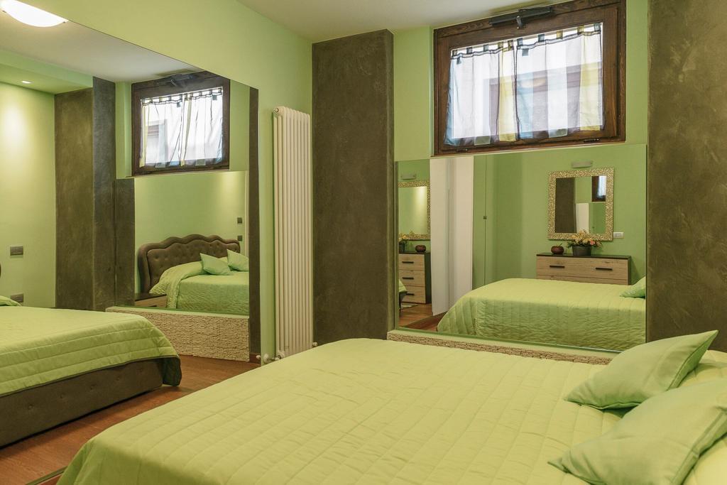 Appartamenti Luxury Arco Bagian luar foto