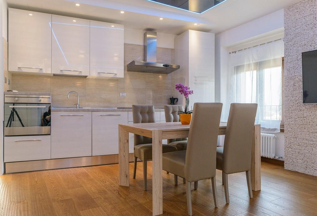 Appartamenti Luxury Arco Bagian luar foto